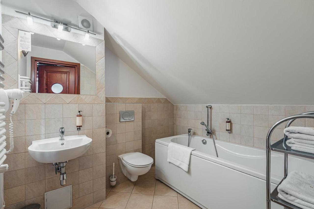 Hotel Batory Szczawnica Exteriör bild
